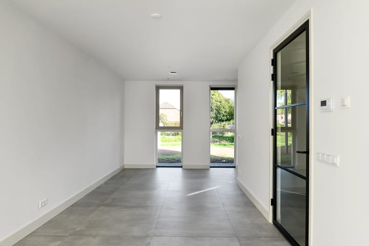 Photo 16 of Kruisbessenstraat 39