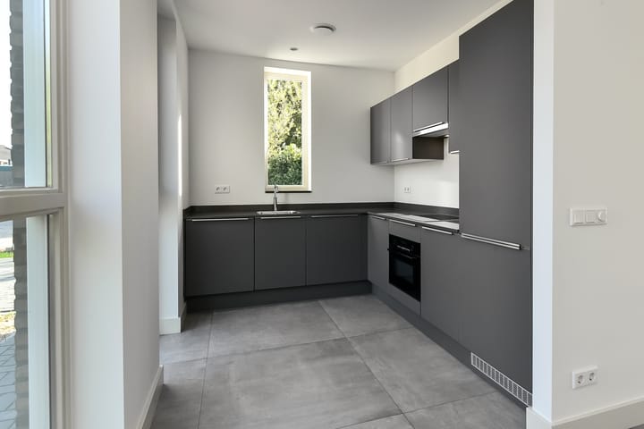 Photo 17 of Kruisbessenstraat 39