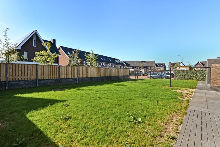 Photo 42 of Kruisbessenstraat 39