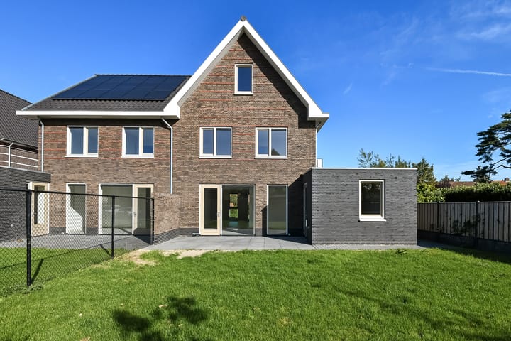 Photo 46 of Kruisbessenstraat 39