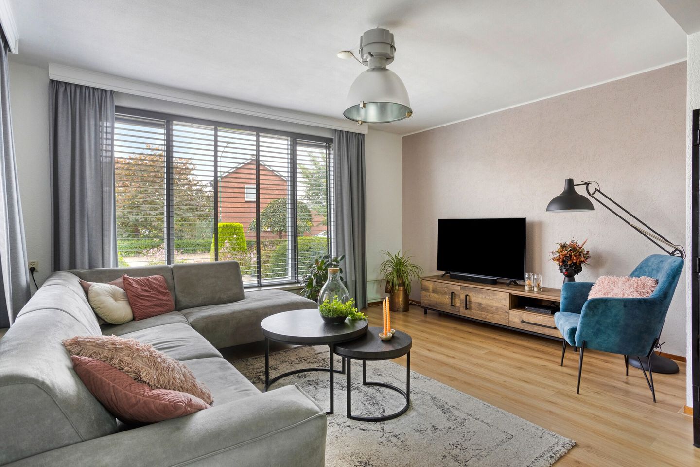 Foto 5 van Burgem van Hultenstraat 30