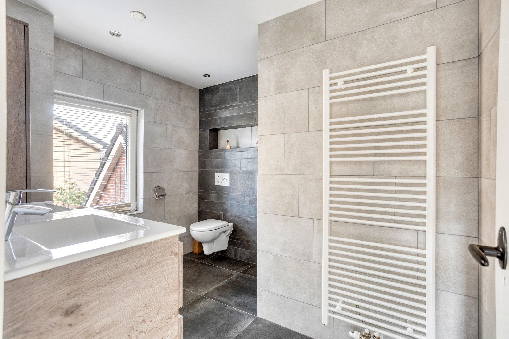 Foto 21 van Burgem van Hultenstraat 30