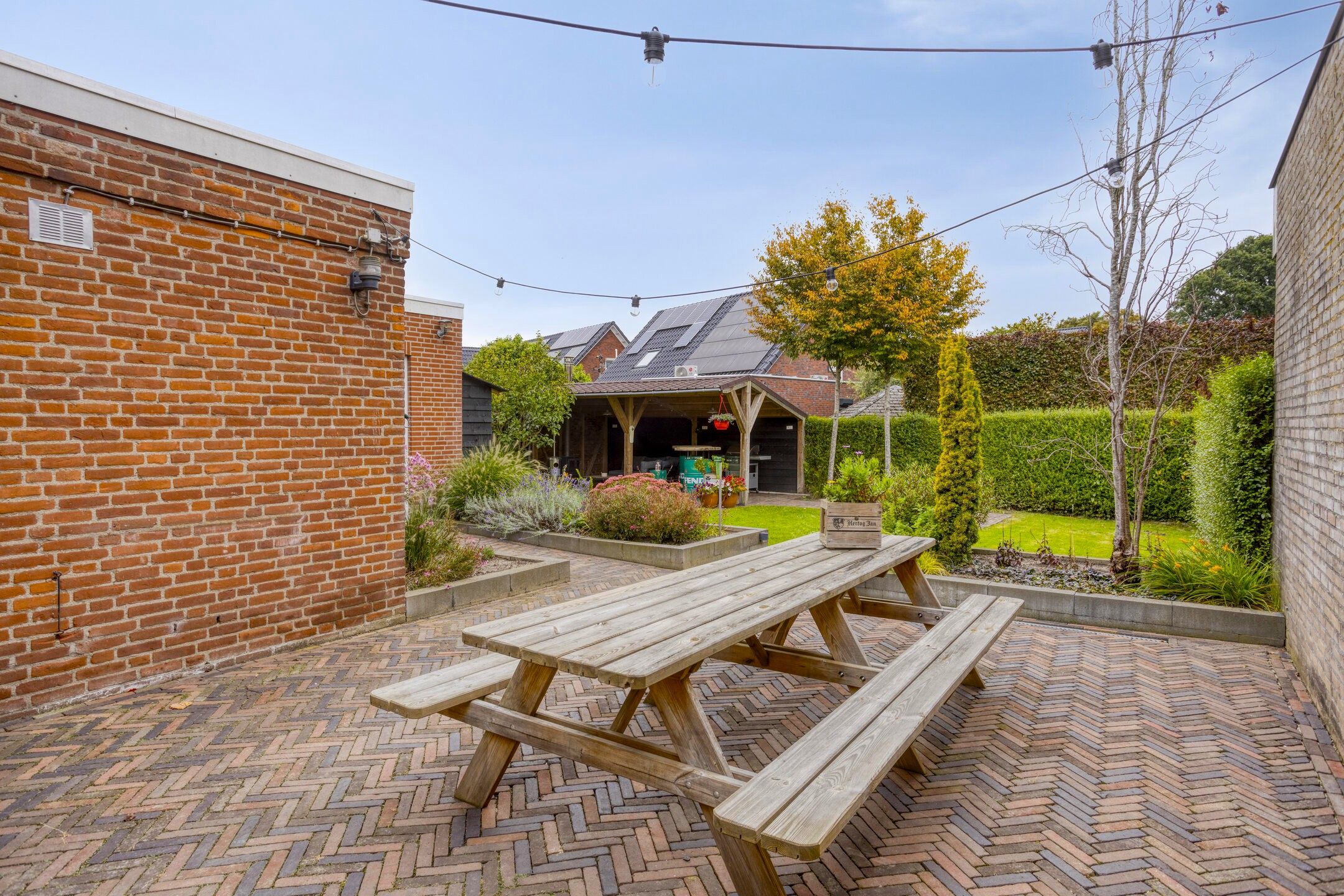 Foto 30 van Burgem van Hultenstraat 30