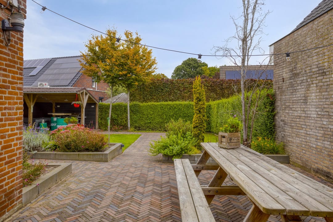 Foto 31 van Burgem van Hultenstraat 30