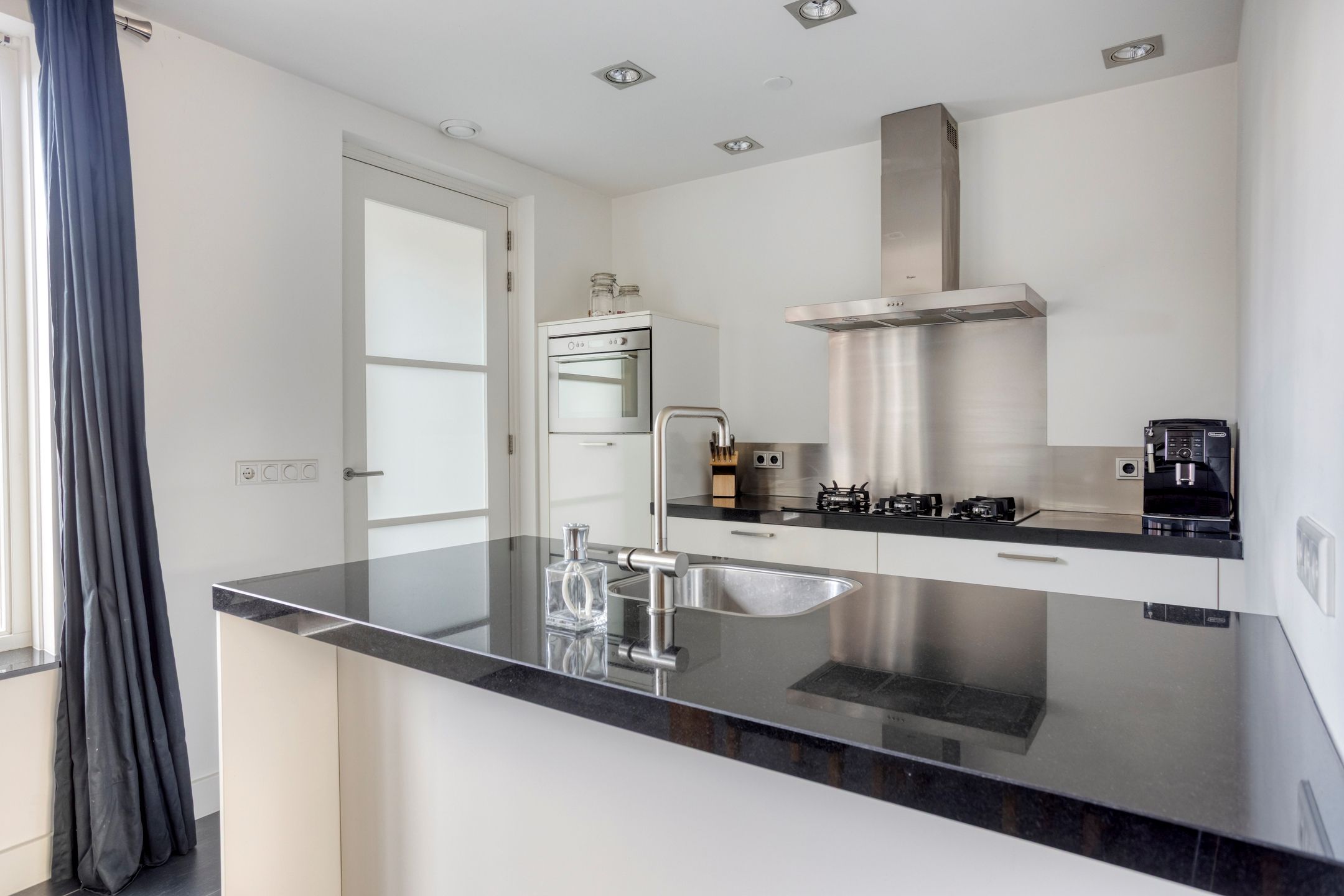 Foto 18 van Altena 23