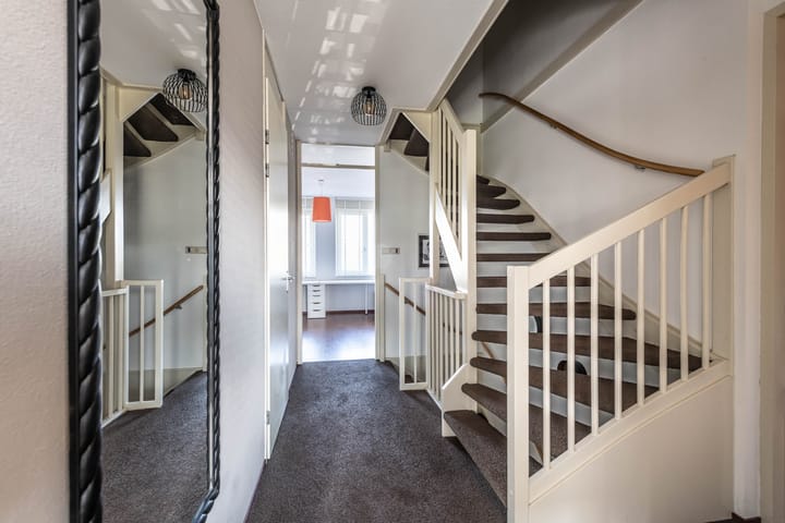 Foto 19 van Rechtsbuitenstraat 2