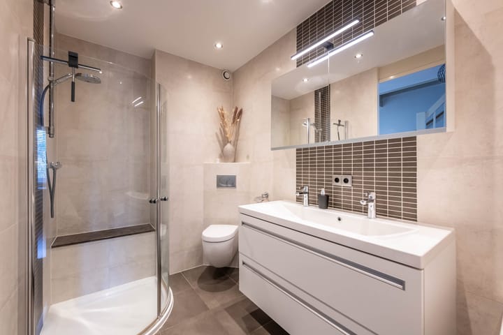 Foto 29 van Rechtsbuitenstraat 2