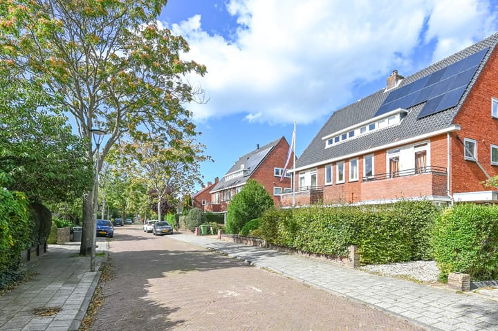 Photo 50 of Herman Heijermanslaan 10