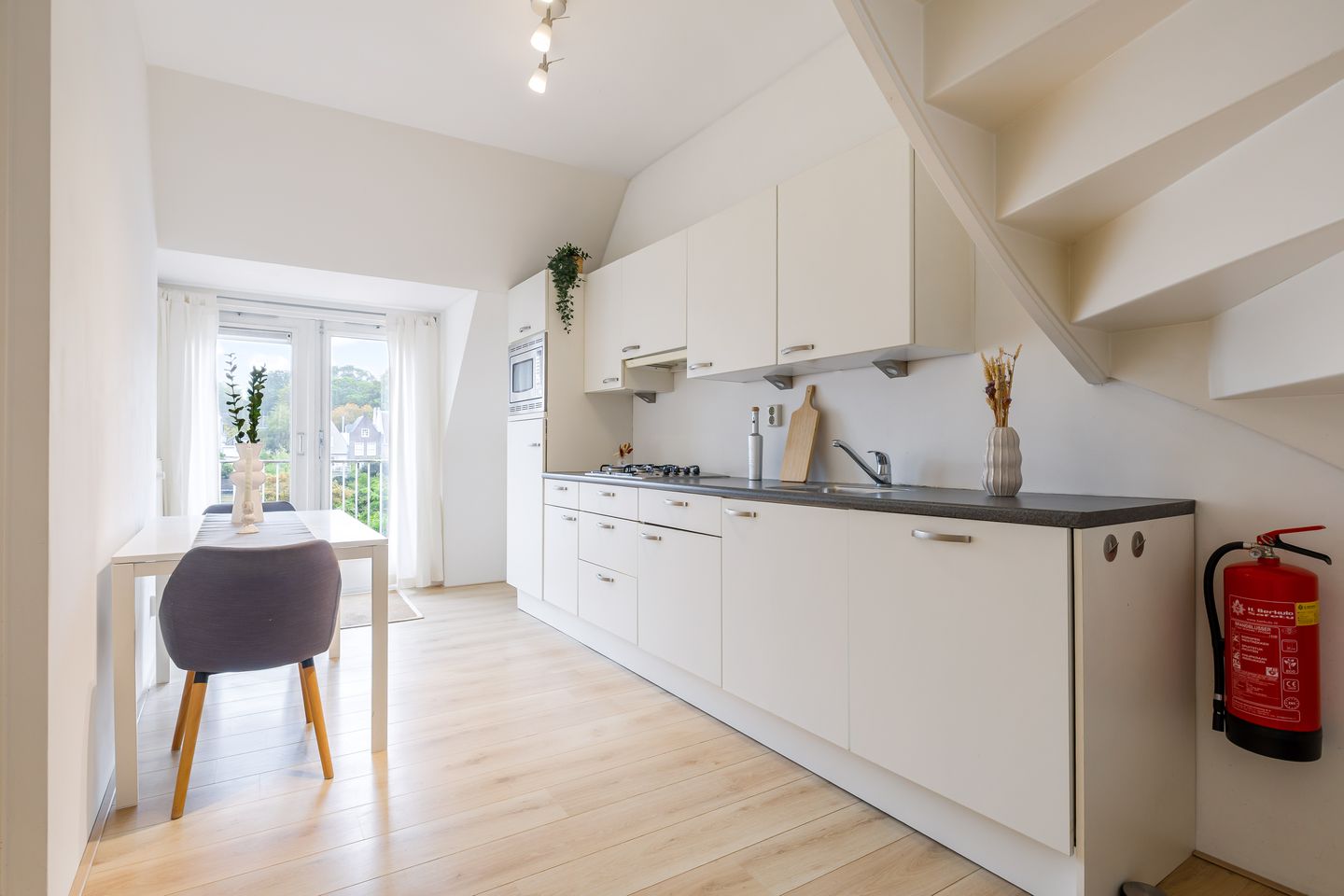 Foto 10 van Lange Nieuwstraat 84-B