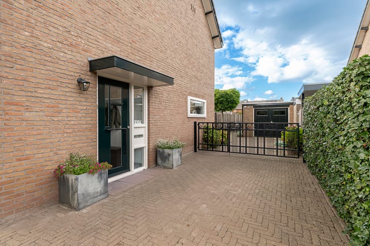 Photo 4 of Prins Frederik Hendrikstraat 3