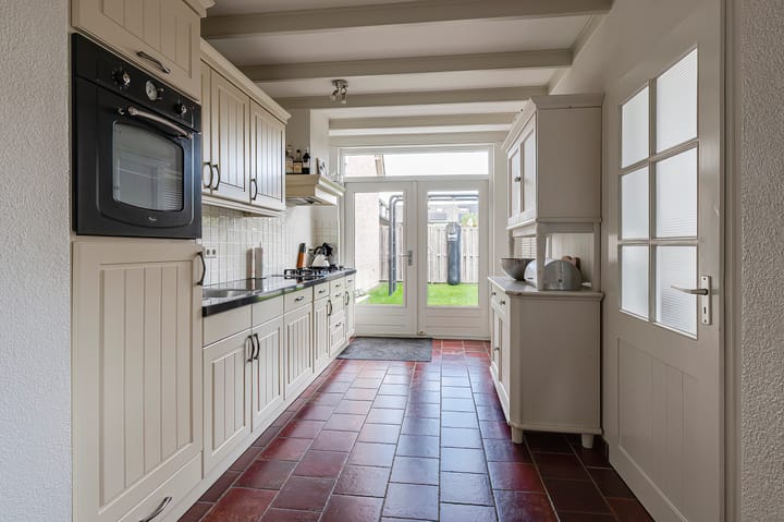 Photo 11 of Prins Frederik Hendrikstraat 3