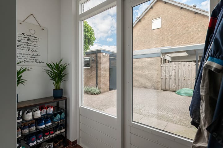 Photo 12 of Prins Frederik Hendrikstraat 3