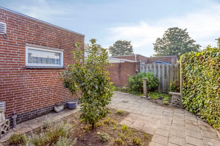 Photo 32 of Weverstraat 4