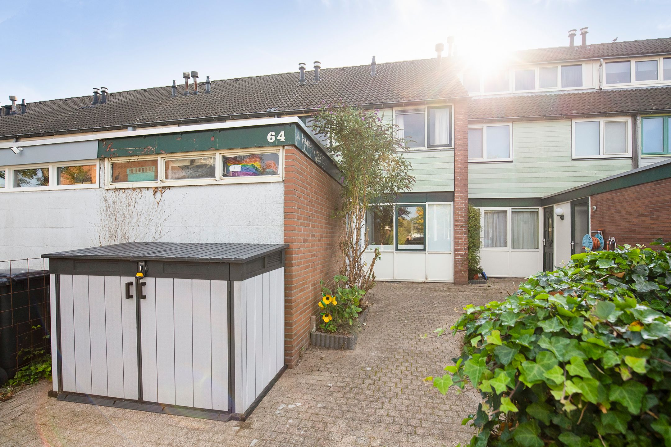 Foto 6 van Vronen 64