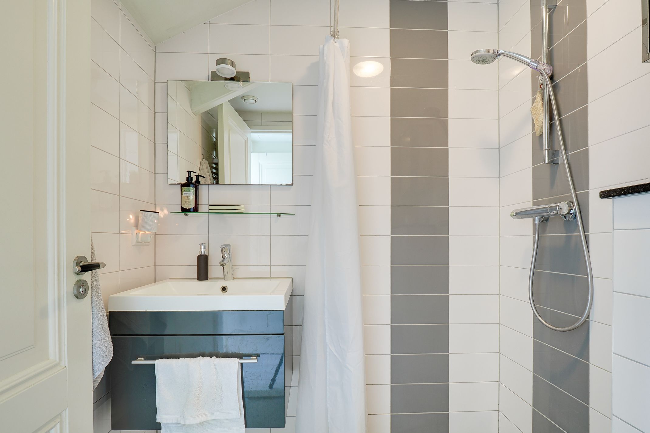 Foto 12 van Narcisstraat 8-B