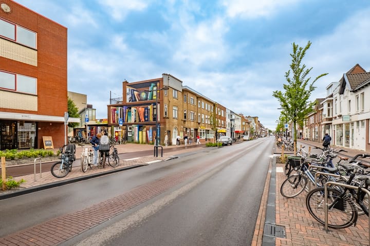 Photo 17 of Narcisstraat 8-B