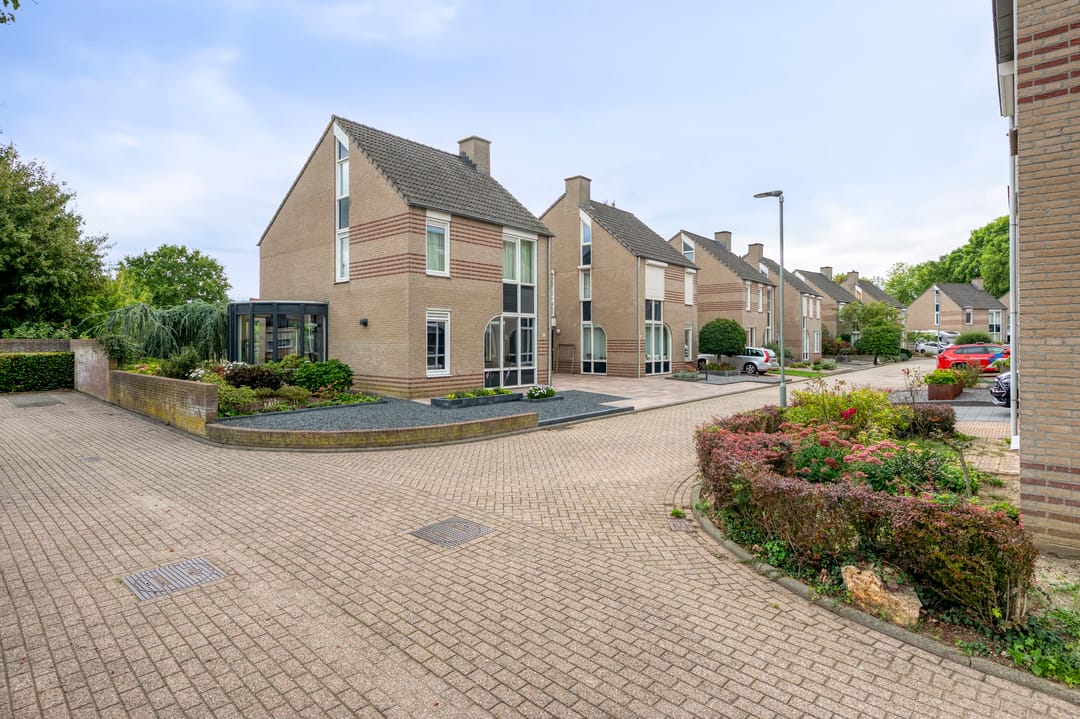 Photo 47 of Halfeweg 16