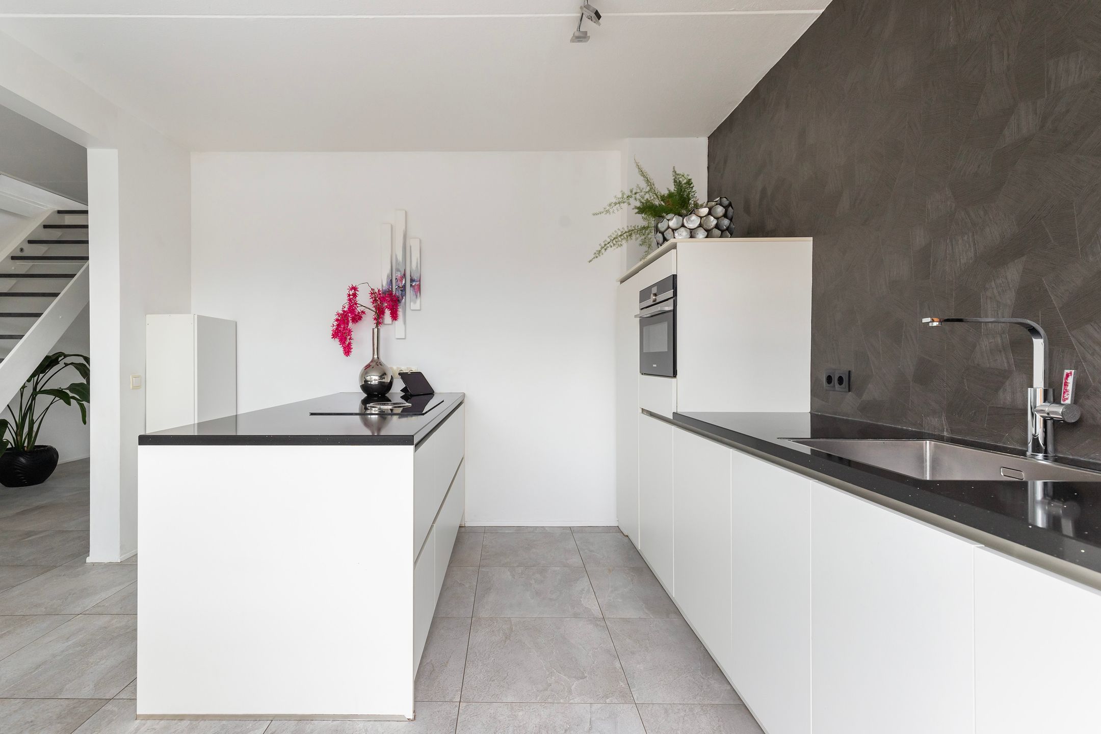 Foto 12 van Ratelaar 10