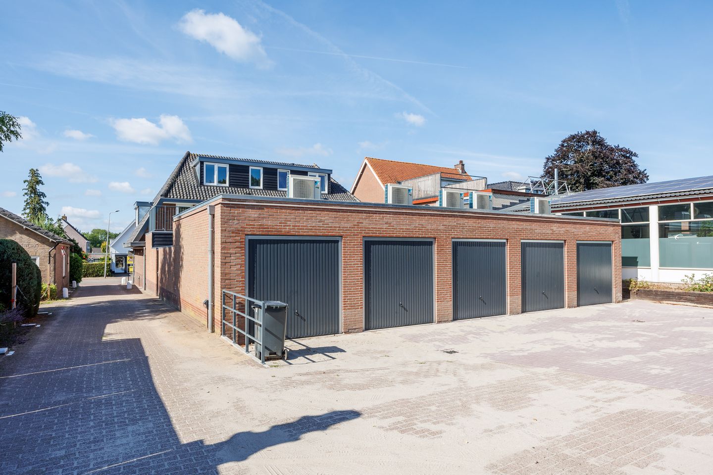 Foto 14 van Rijksstraatweg 180-A