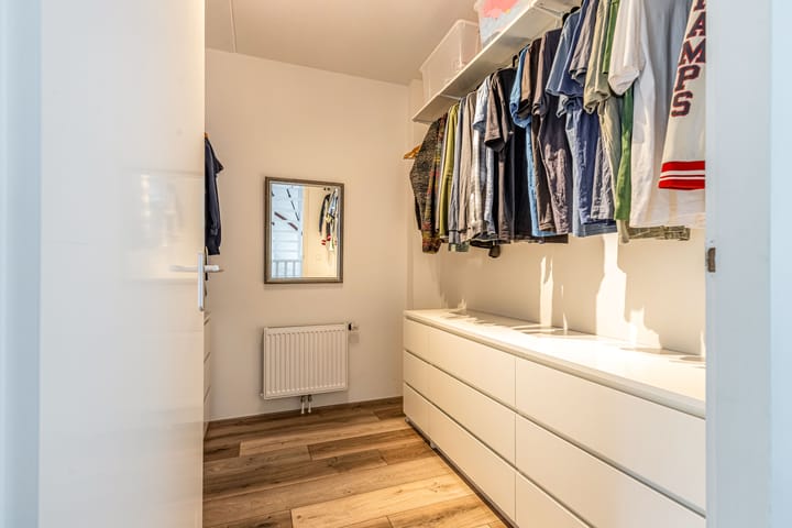 Photo 49 of Bezaan 43