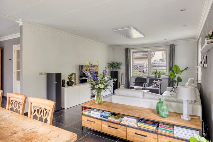 Foto 15 van Diepenbrockstraat 6