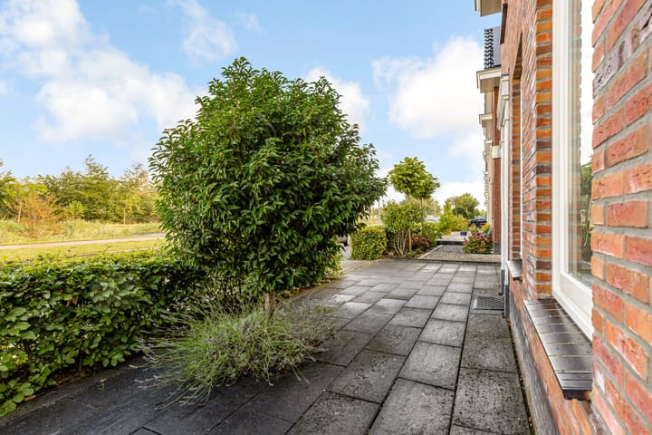 Photo 82 of Bezaan 43