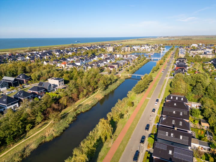 Photo 91 of Bezaan 43