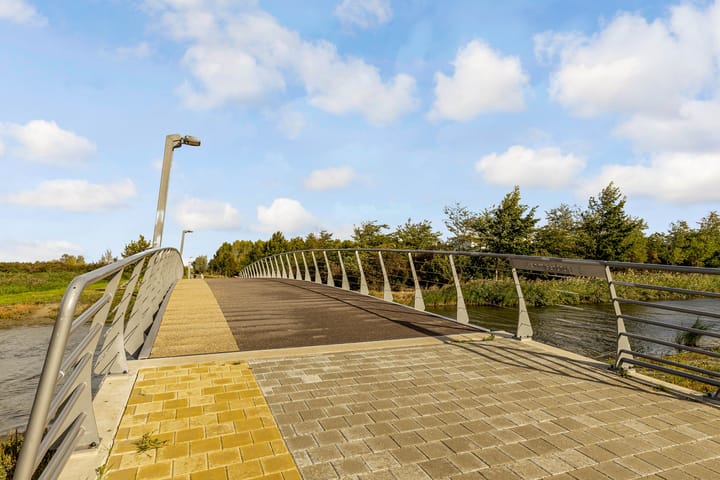 Photo 97 of Bezaan 43