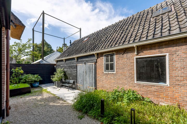 Foto 46 van E. Ludenstraat 3