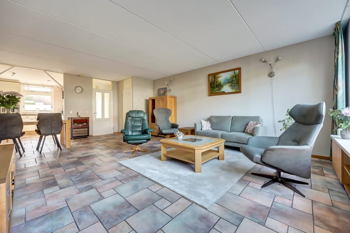 Foto 10 van Ruys de Beerenbrouckstraat 12