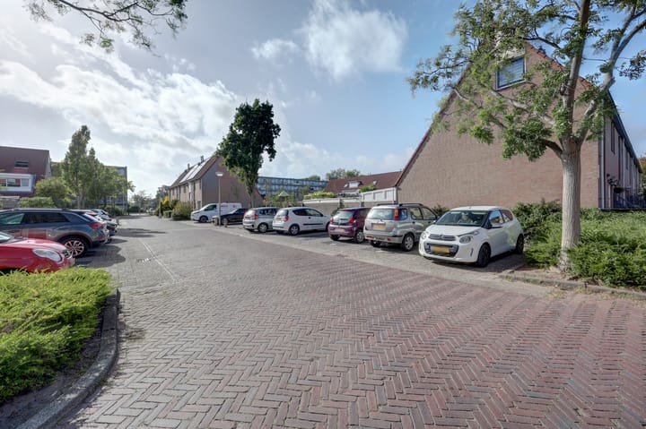 Foto 38 van Ruys de Beerenbrouckstraat 12