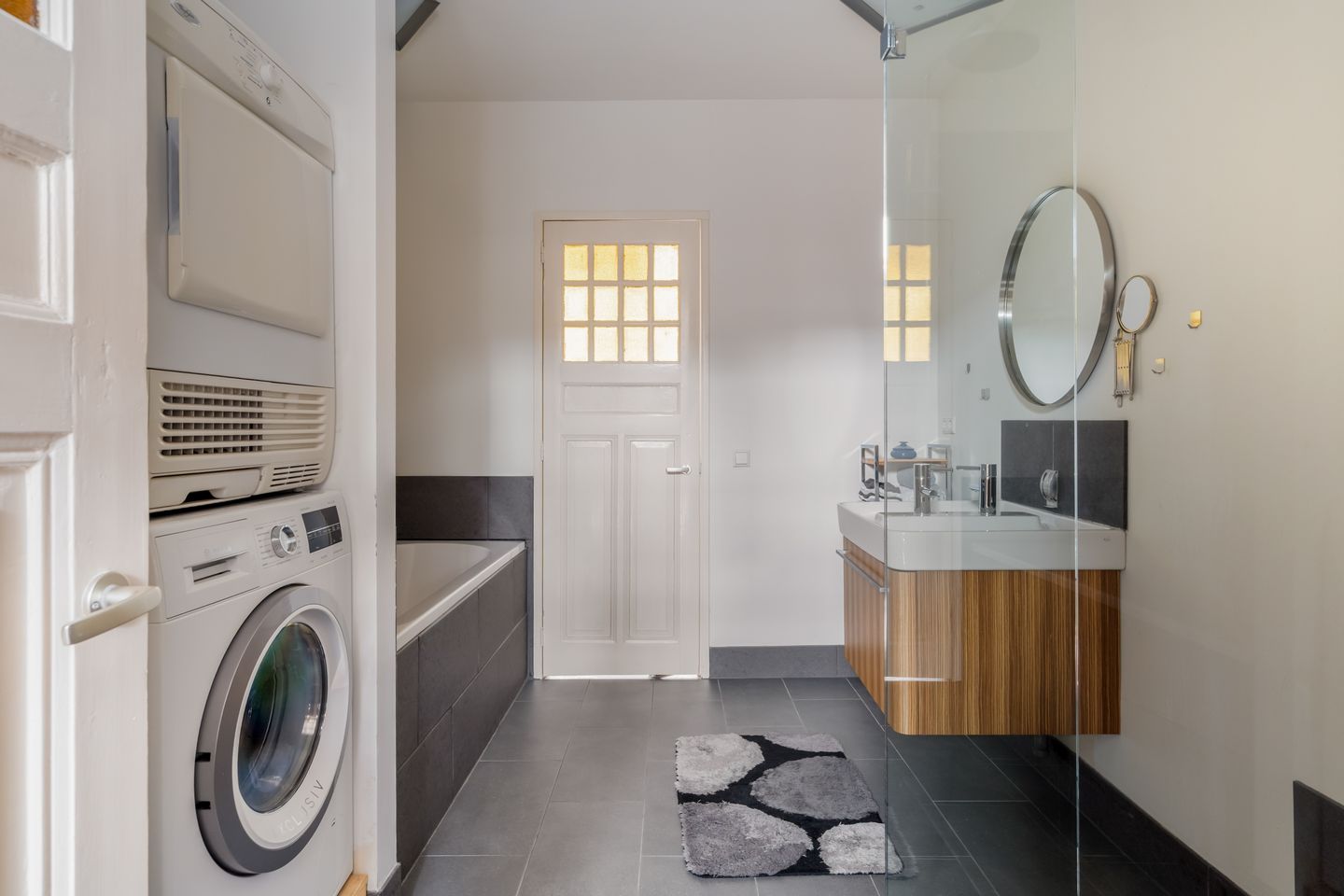 Photo 35 of Voorstraat 382-A