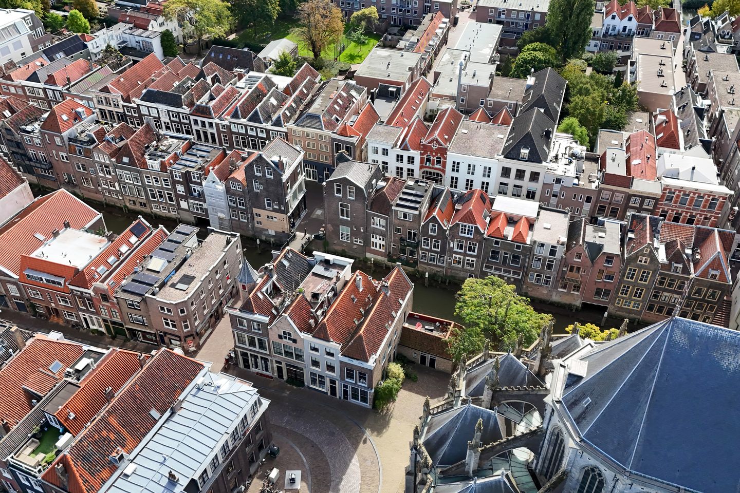 Photo 49 of Voorstraat 382-A