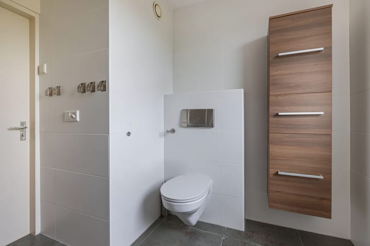 Photo 36 of Botter 38 48