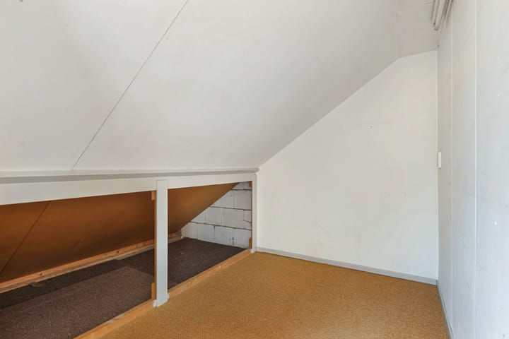 Photo 45 of Botter 38 48