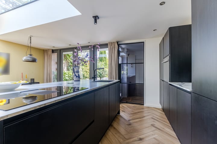 Foto 2 van Linnaeuslaan 58