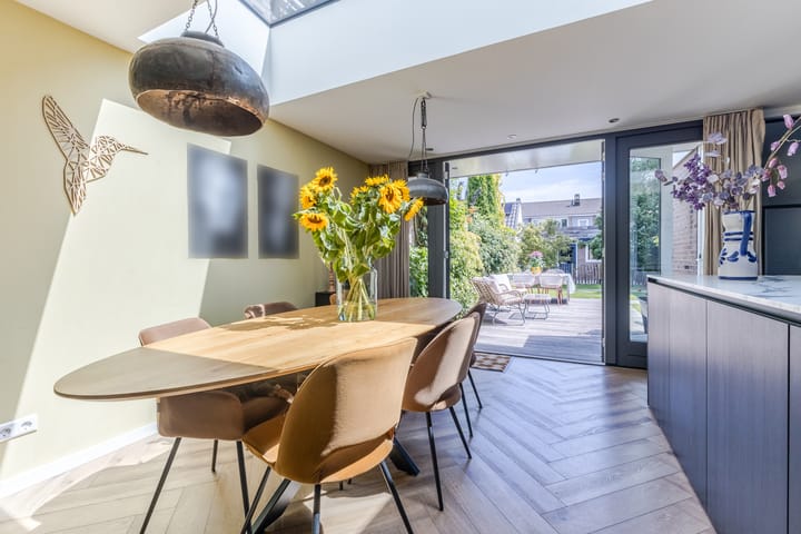 Foto 15 van Linnaeuslaan 58