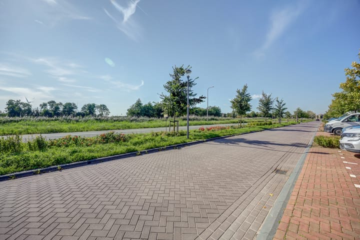 Photo 8 of Laan van Hout 23