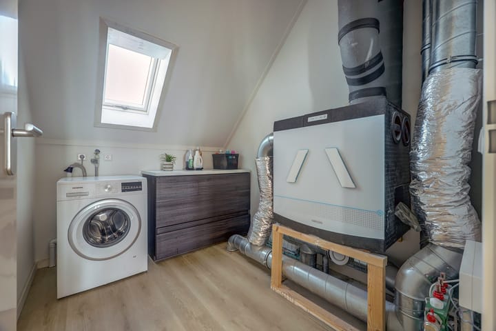 Photo 38 of Laan van Hout 23