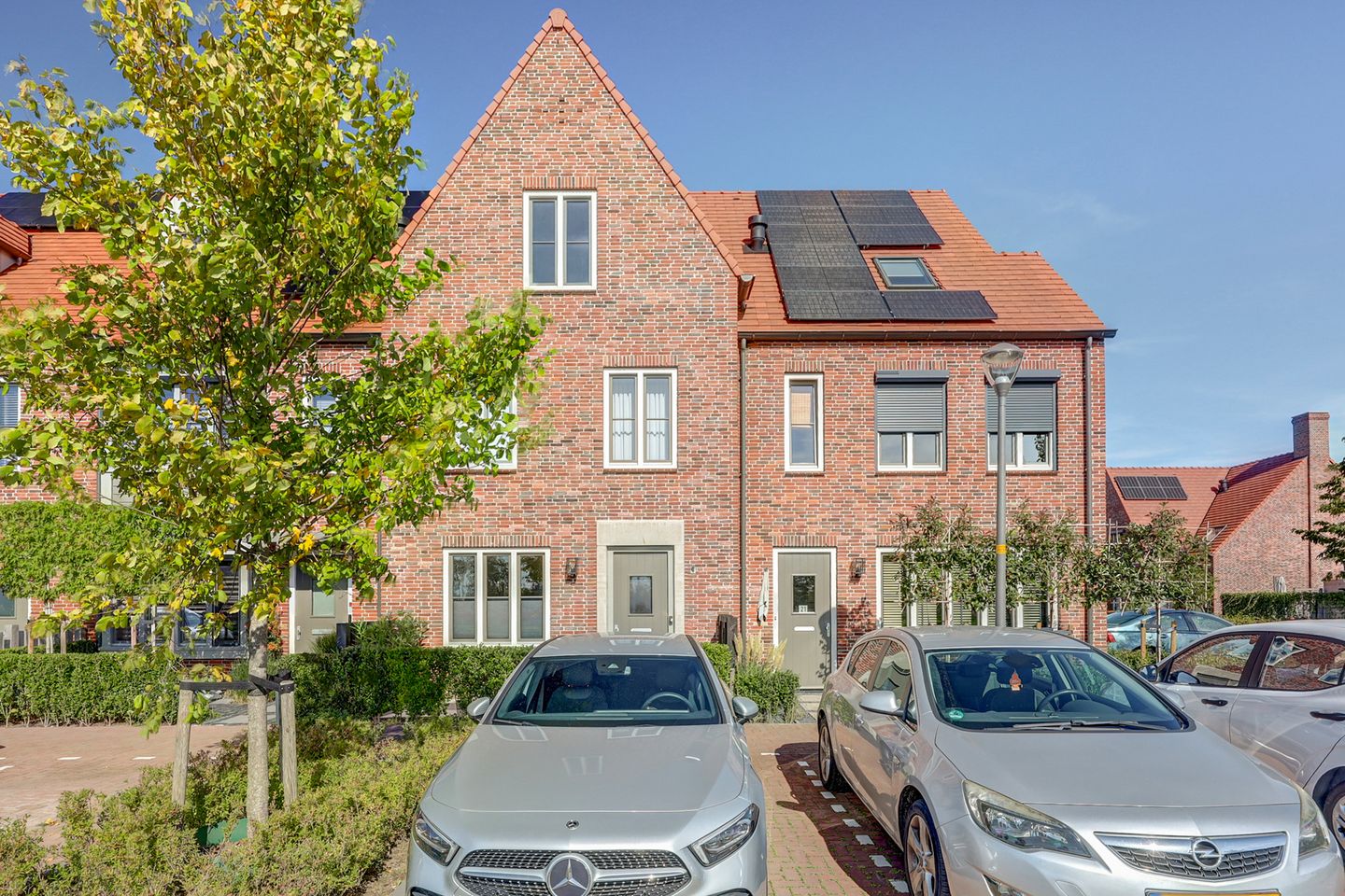 Photo 1 of Laan van Hout 23