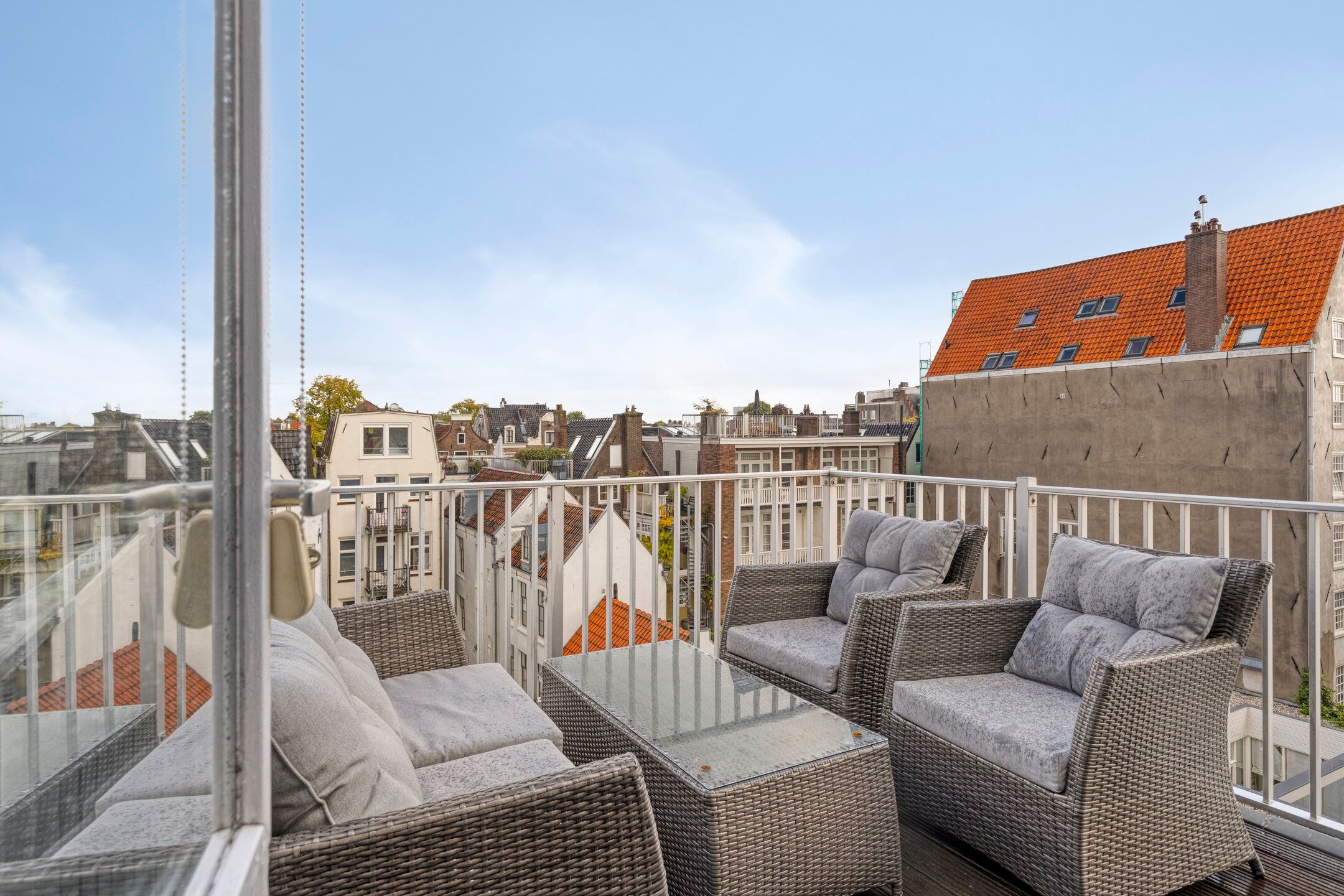 Foto 3 van Bloemstraat 162-3