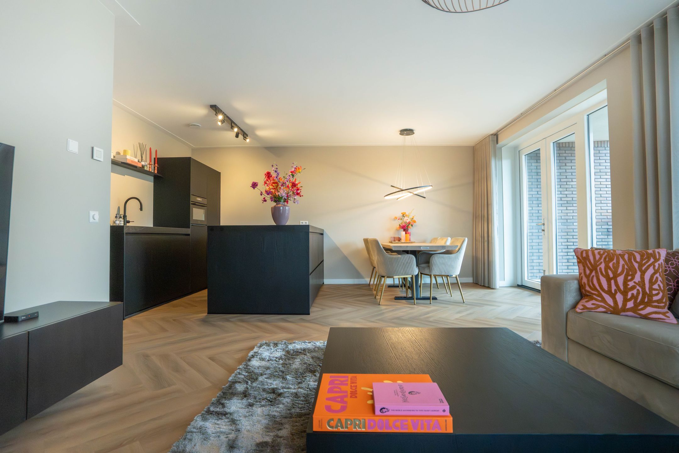 Foto 6 van Albertina Agnesstraat 224