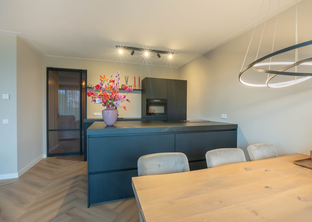 Foto 8 van Albertina Agnesstraat 224