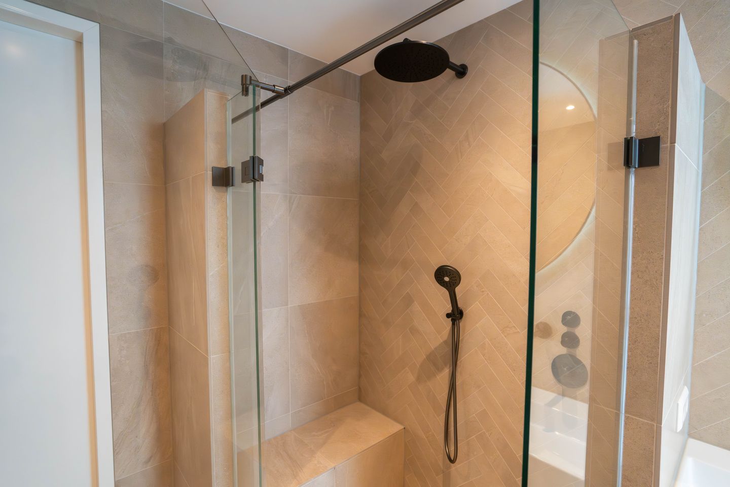 Foto 20 van Albertina Agnesstraat 224