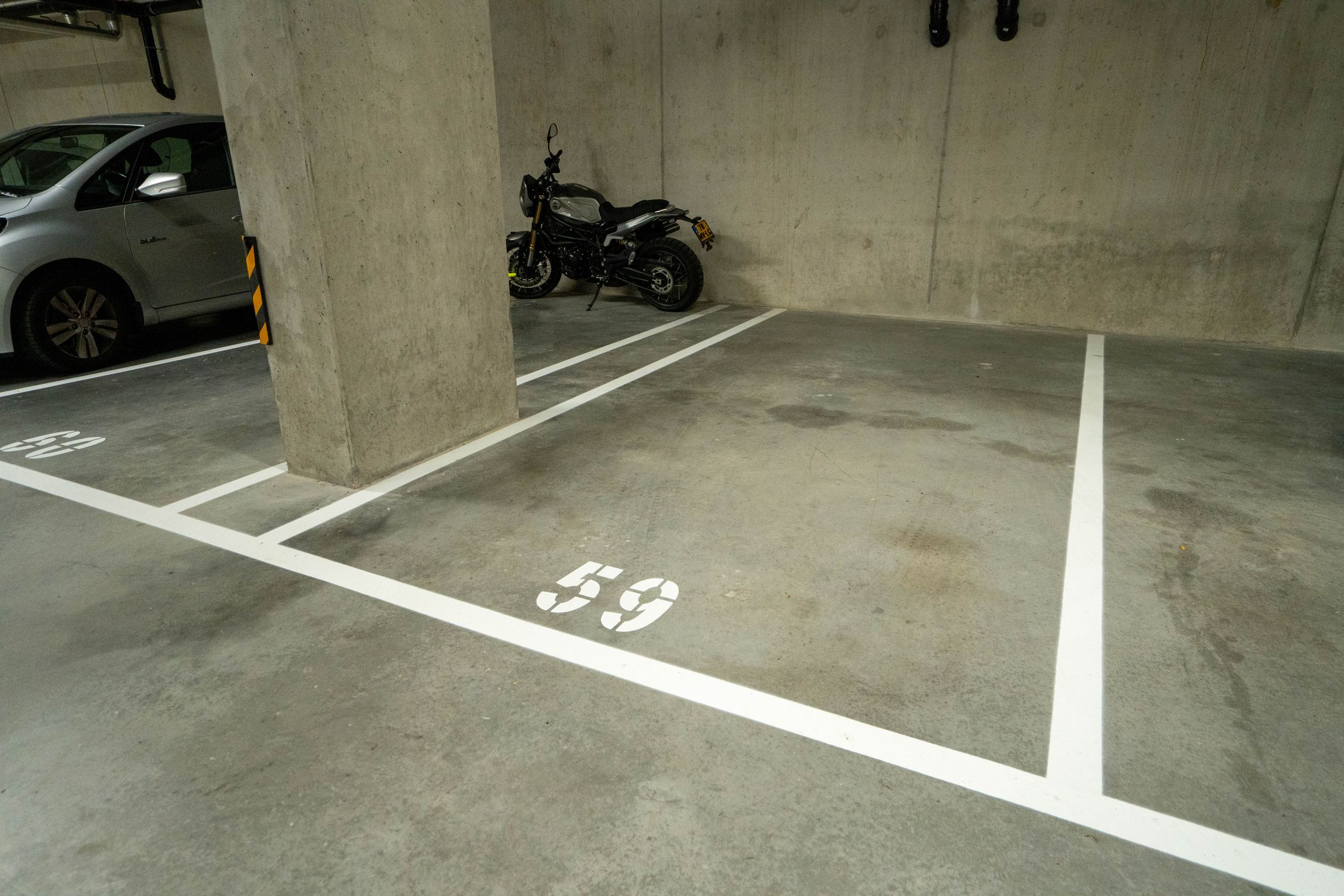 Foto 24 van Albertina Agnesstraat 224