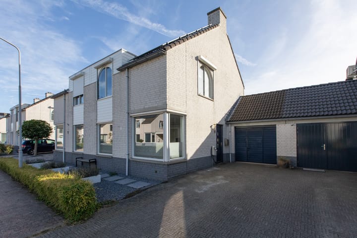 Foto 67 van Bevelandstraat 11