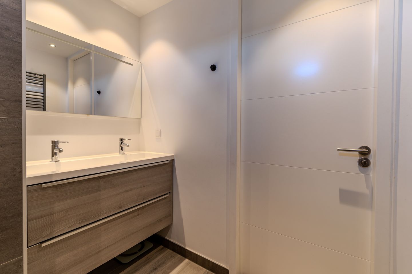 Photo 20 of Maurice Ravèlstraat 43