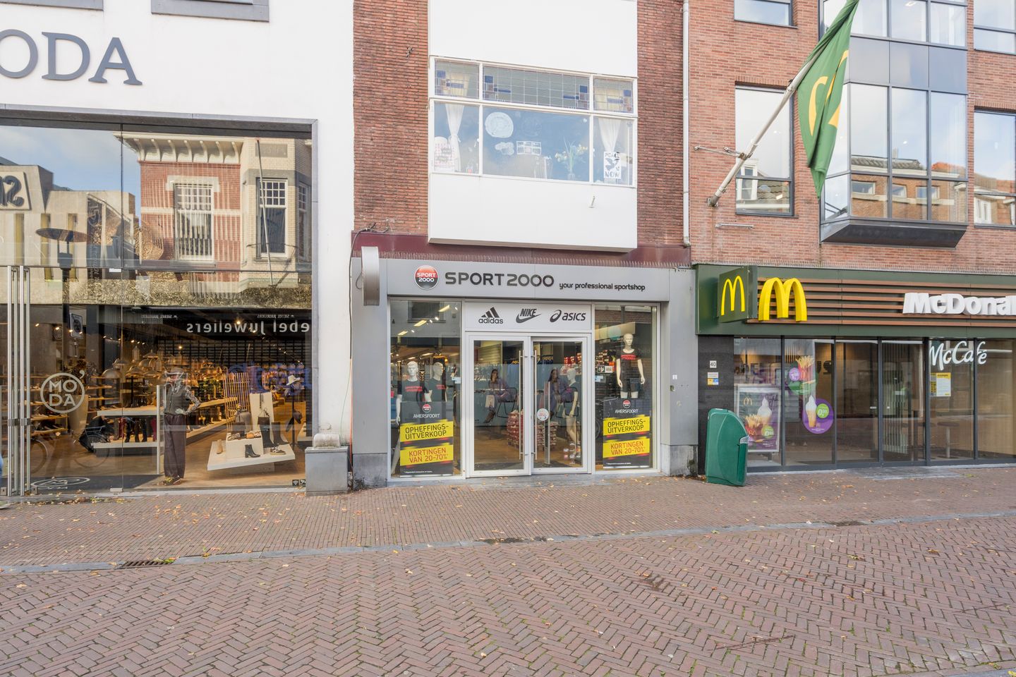 View photo 1 of Utrechtsestraat 38