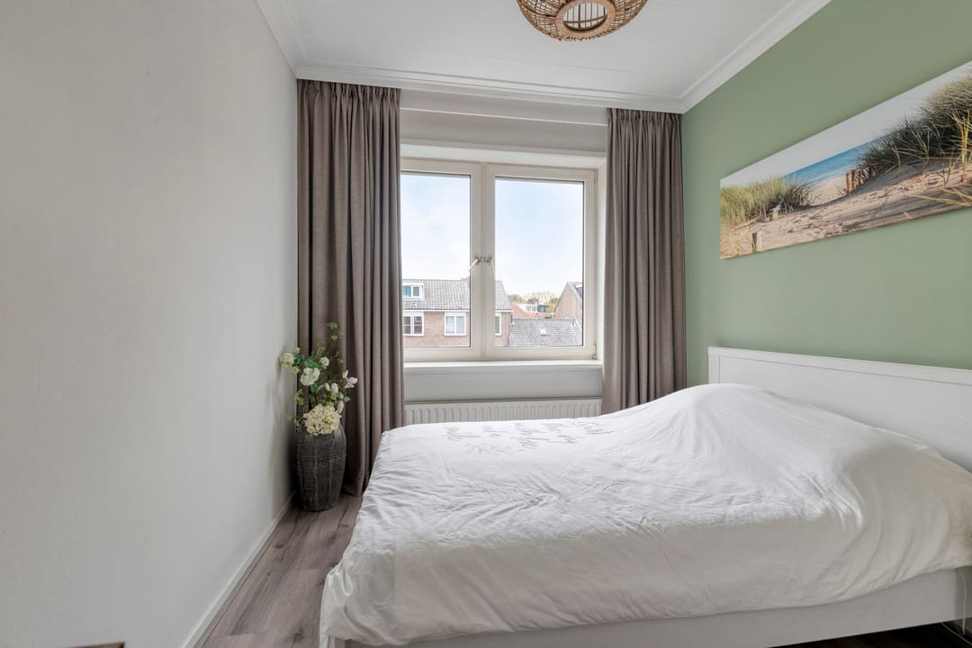 Foto 13 van West-Sidelinge 242-A