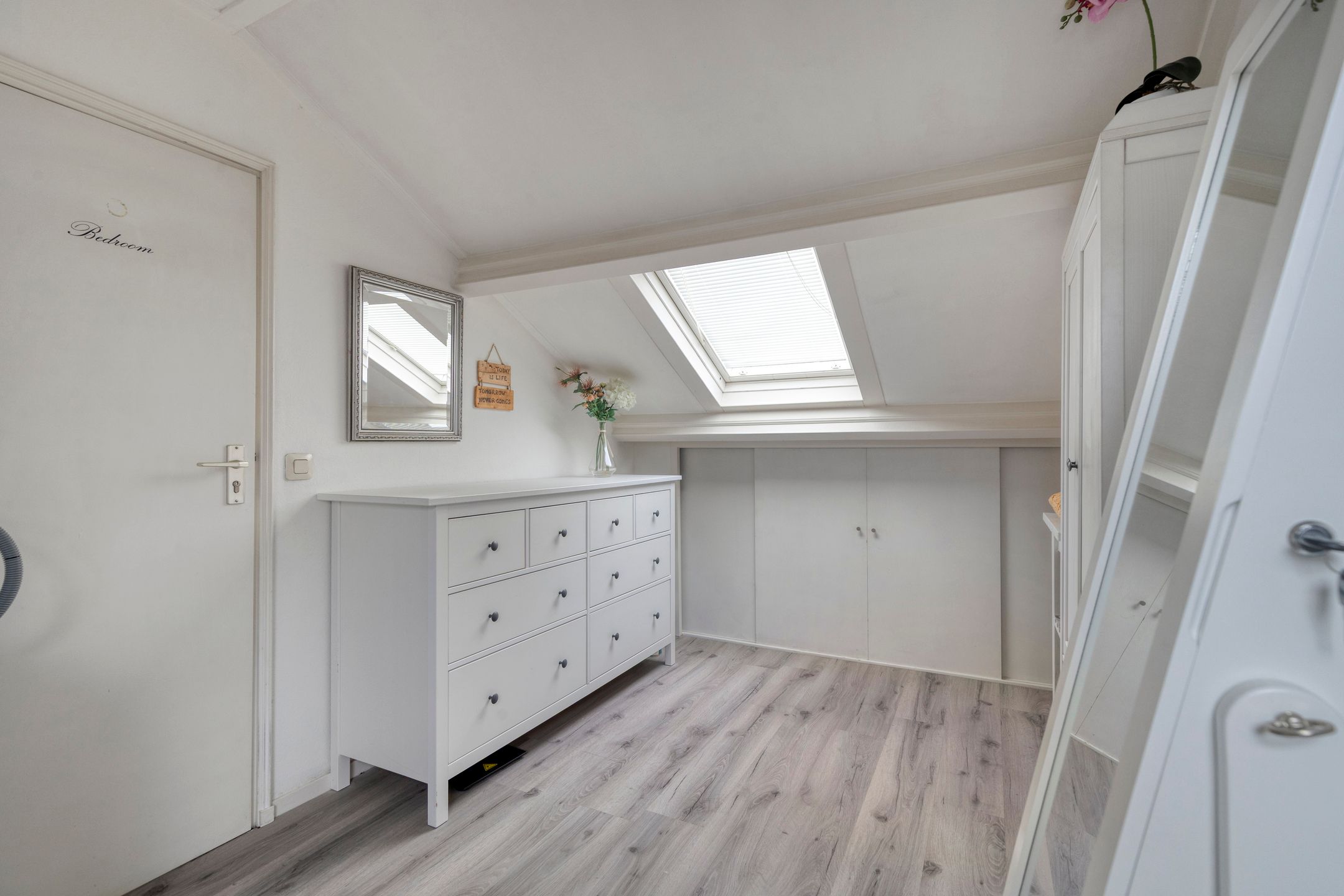 Foto 15 van West-Sidelinge 242-A